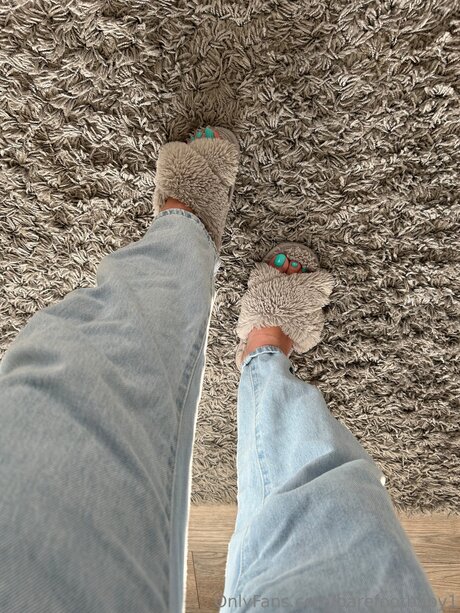 Barefootbaby1
