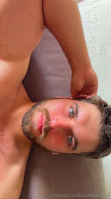 Nacktes geleaktes OnlyFans-Foto von Claytonwhiteof
