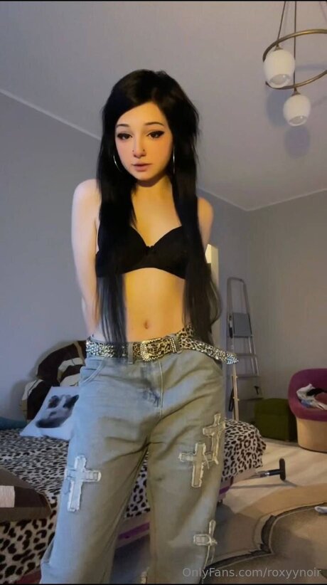 Nacktes geleaktes OnlyFans-Foto von Roxyynoirrr