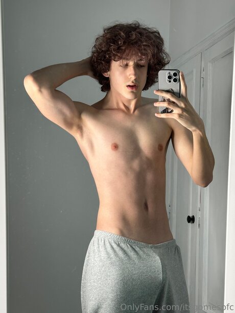 Nacktes geleaktes OnlyFans-Foto von Itsgomesofc