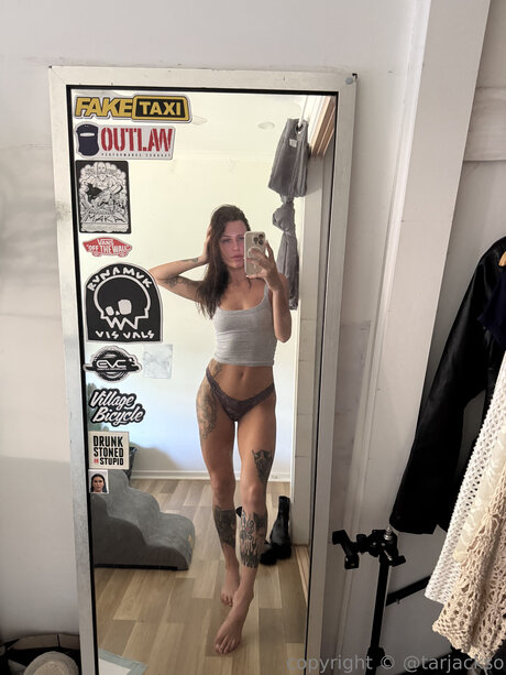 Nacktes geleaktes OnlyFans-Foto von Taragracex