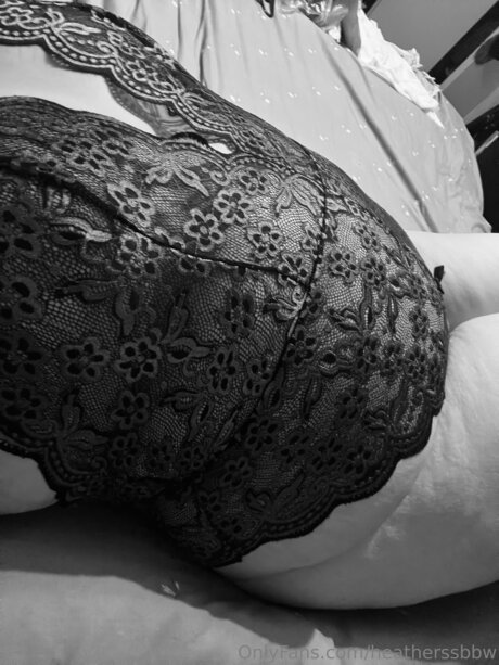 Nacktes geleaktes OnlyFans-Foto von Heatherssbbw