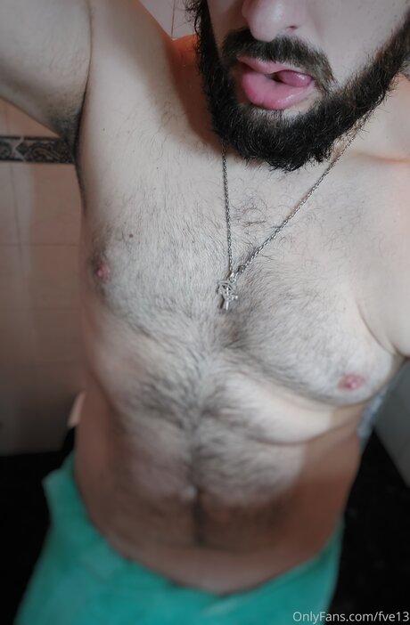 Nacktes geleaktes OnlyFans-Foto von Fve13