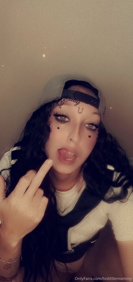 Hislittlemommy