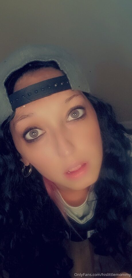 Hislittlemommy