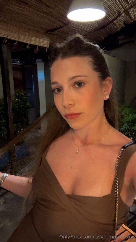 Issytemptressxx