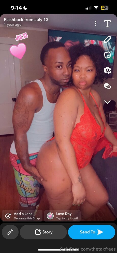 Nacktes geleaktes OnlyFans-Foto von Thetaxfrees