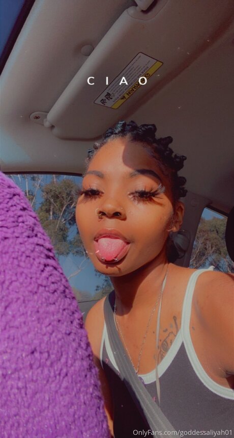Goddessaliyah01