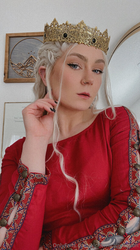 Nacktes geleaktes OnlyFans-Foto von Alchemicalreaction