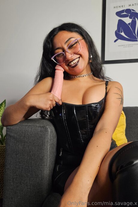 Mia Savage X