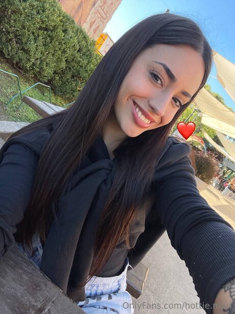 Hottie Mari