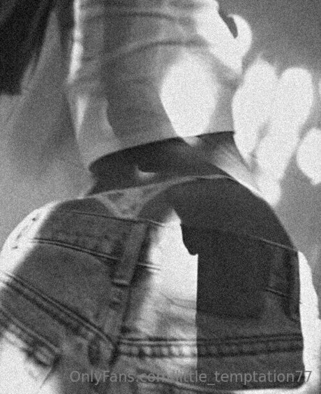 Nacktes geleaktes OnlyFans-Foto von Little Temptation77