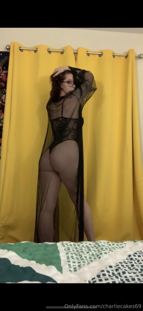 Nacktes geleaktes OnlyFans-Foto von Charliecakes69