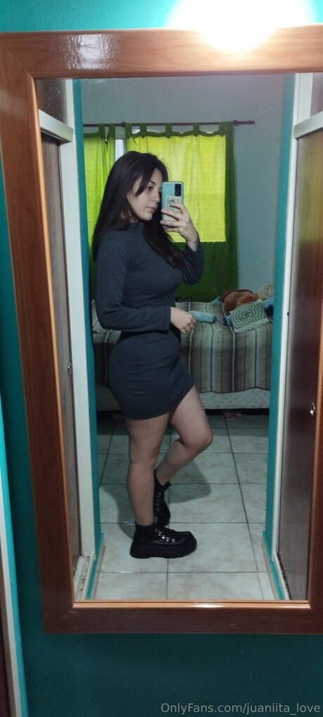 Juaniita Love