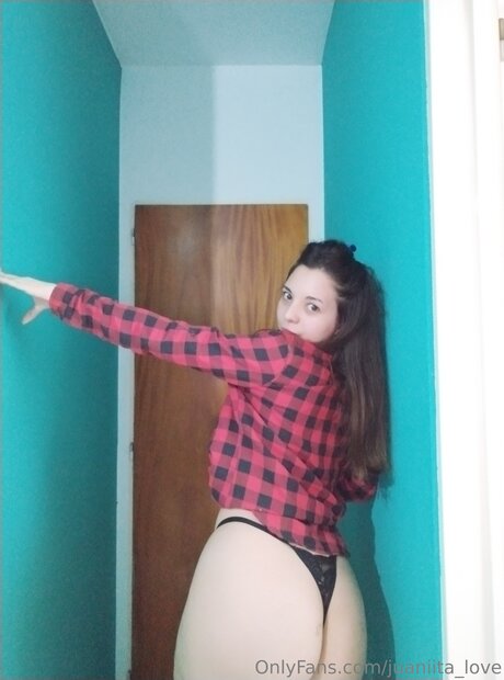 Juaniita Love