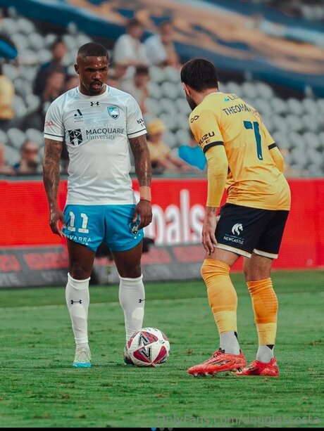 Douglascosta