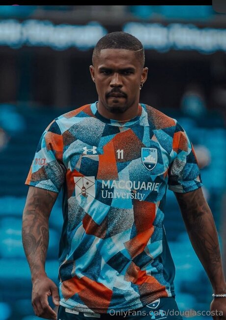 Douglascosta