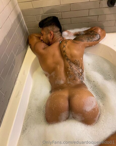 Nacktes geleaktes OnlyFans-Foto von Eduardoquevedo01
