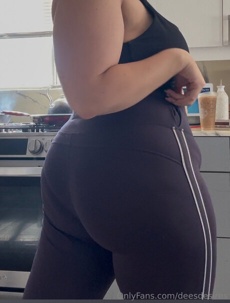 Nacktes geleaktes OnlyFans-Foto von Deesdesires