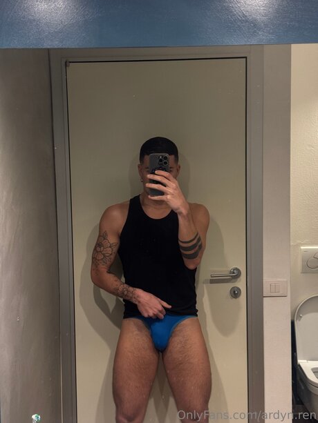 Nacktes geleaktes OnlyFans-Foto von Ardyn Ren