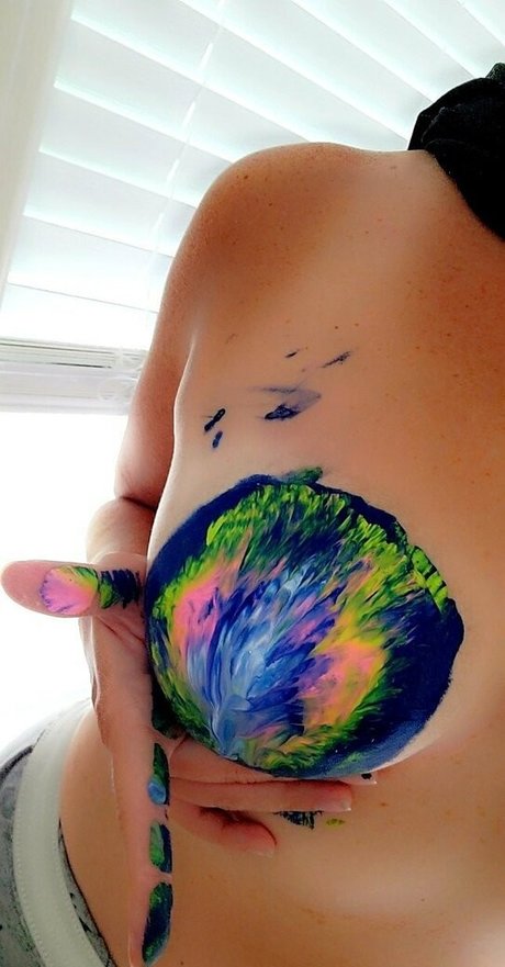Nacktes geleaktes OnlyFans-Foto von Berettasnow