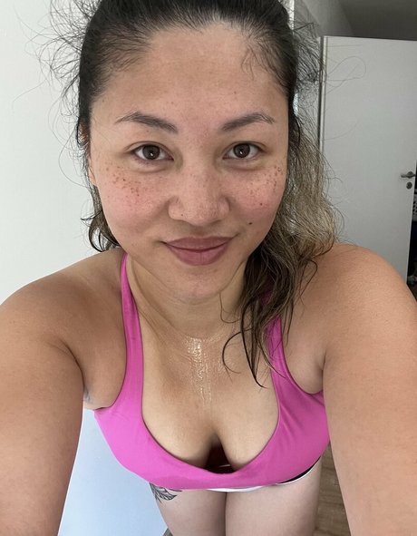 Nacktes geleaktes OnlyFans-Foto von Natalia Lei