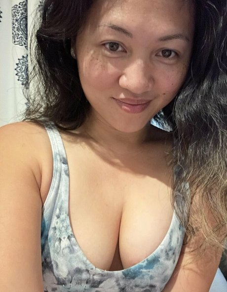 Nacktes geleaktes OnlyFans-Foto von Natalia Lei