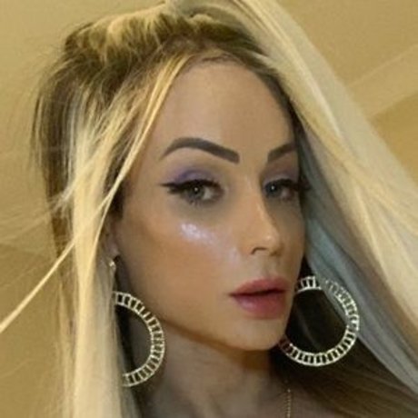 Nacktes geleaktes OnlyFans-Foto von Lara Gabriela