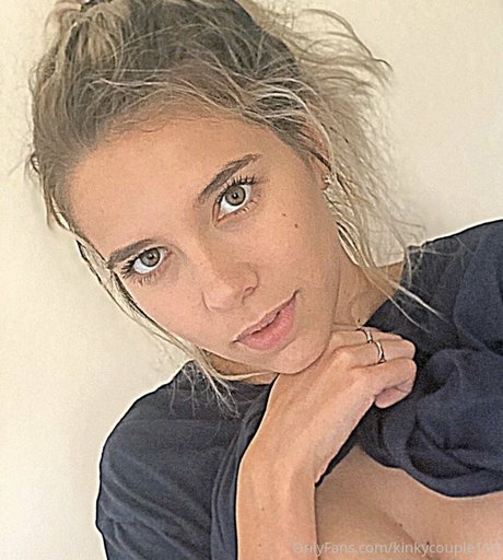 Nacktes geleaktes OnlyFans-Foto von Samanthaflairofficial