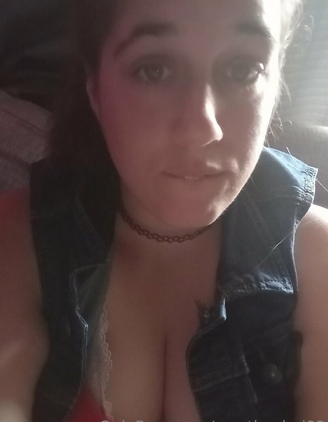 Nacktes geleaktes OnlyFans-Foto von Mysticmimi92