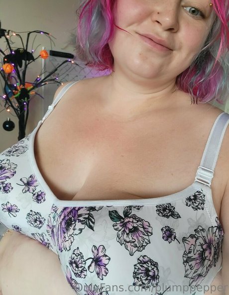 Nacktes geleaktes OnlyFans-Foto von Plumppepper