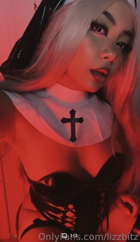 Nacktes geleaktes OnlyFans-Foto von Lizzbitz