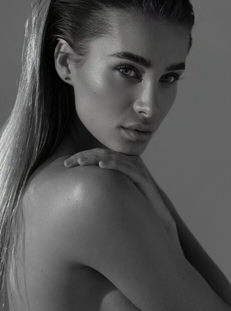 Nacktes geleaktes OnlyFans-Foto von Aleksandra Skubis