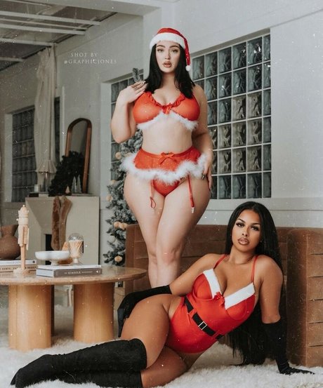 Nacktes geleaktes OnlyFans-Foto von Amira Khalil