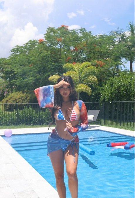 Nacktes geleaktes OnlyFans-Foto von Tiana Musarra