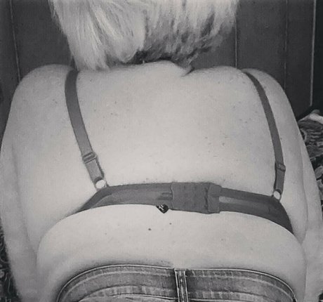 Nacktes geleaktes OnlyFans-Foto von Queenkarma4871