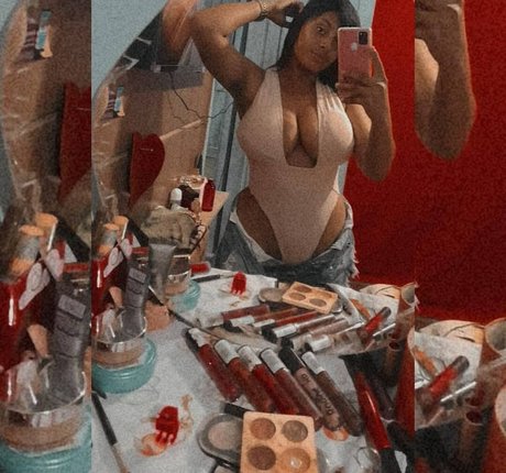 Nacktes geleaktes OnlyFans-Foto von Dalila Silva Souza