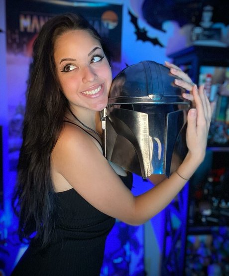 Nacktes geleaktes OnlyFans-Foto von Snarkyjaycosplay