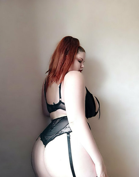 Nacktes geleaktes OnlyFans-Foto von Annabernadi