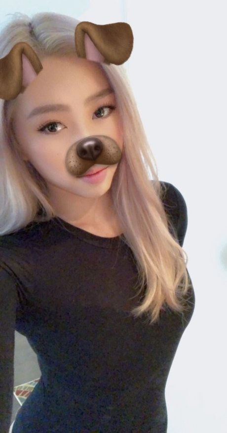Nacktes geleaktes OnlyFans-Foto von Kara Chan