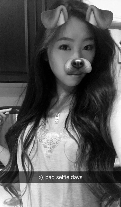 Nacktes geleaktes OnlyFans-Foto von Kara Chan