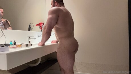 Nacktes geleaktes OnlyFans-Foto von Bigxxt