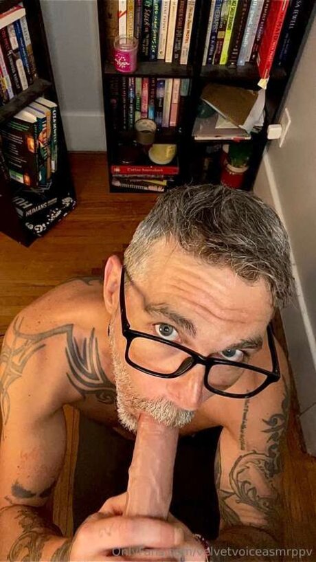 Nacktes geleaktes OnlyFans-Foto von Velvetvoiceasmrppv