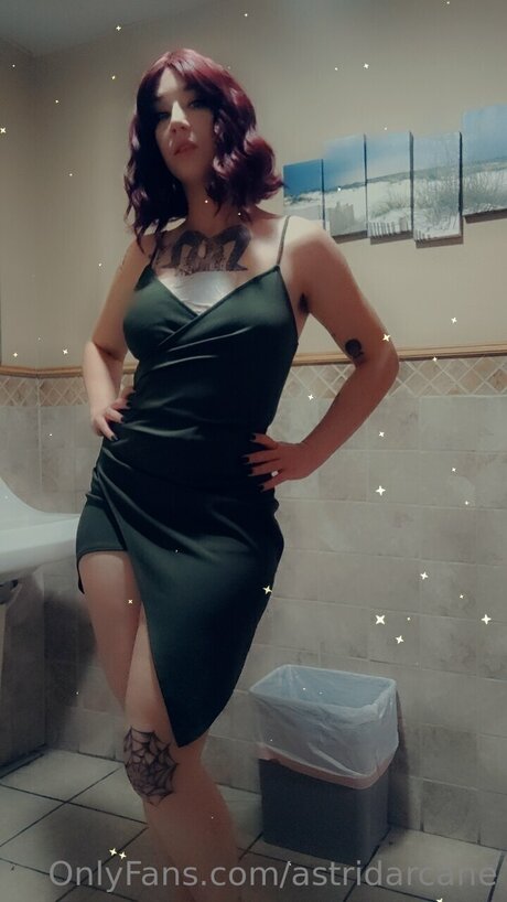 Nacktes geleaktes OnlyFans-Foto von Astridarcane