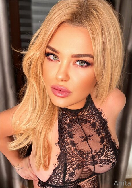 Nacktes geleaktes OnlyFans-Foto von Lovewithanita