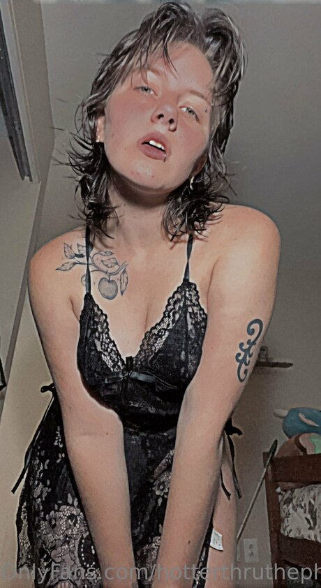 Nacktes geleaktes OnlyFans-Foto von Ineedtopayforcollege