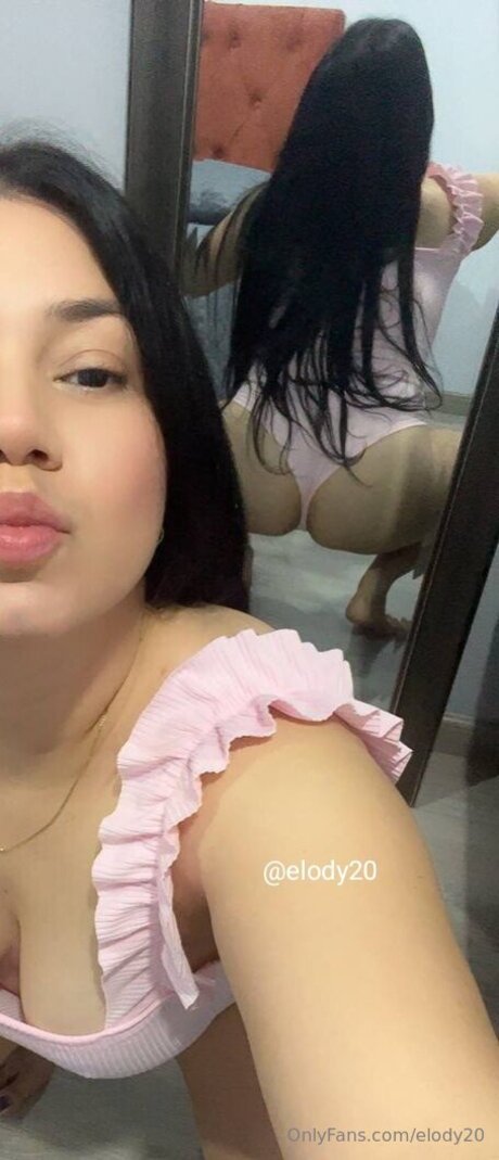 Nacktes geleaktes OnlyFans-Foto von Elody20