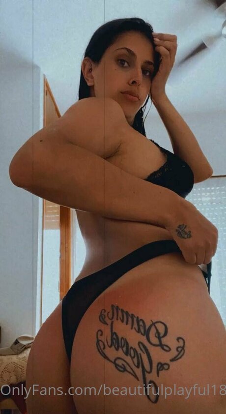 Nacktes geleaktes OnlyFans-Foto von Latinbrunette01
