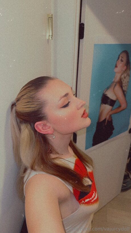 Divadoll1