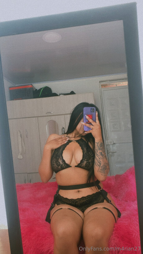 Nacktes geleaktes OnlyFans-Foto von M4rian27